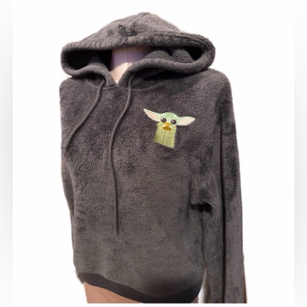 ⭐️ 3/$15 ⭐️  Charcoal Gray Baby Yoda Mandalorian Fleece Hoodie